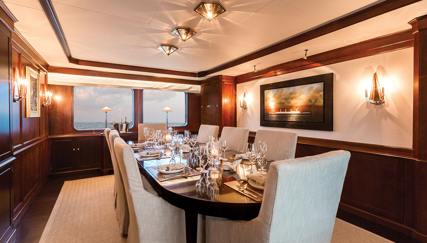 Vripack - Pioneer - Interior design - Expedition Yacht - Dining Area