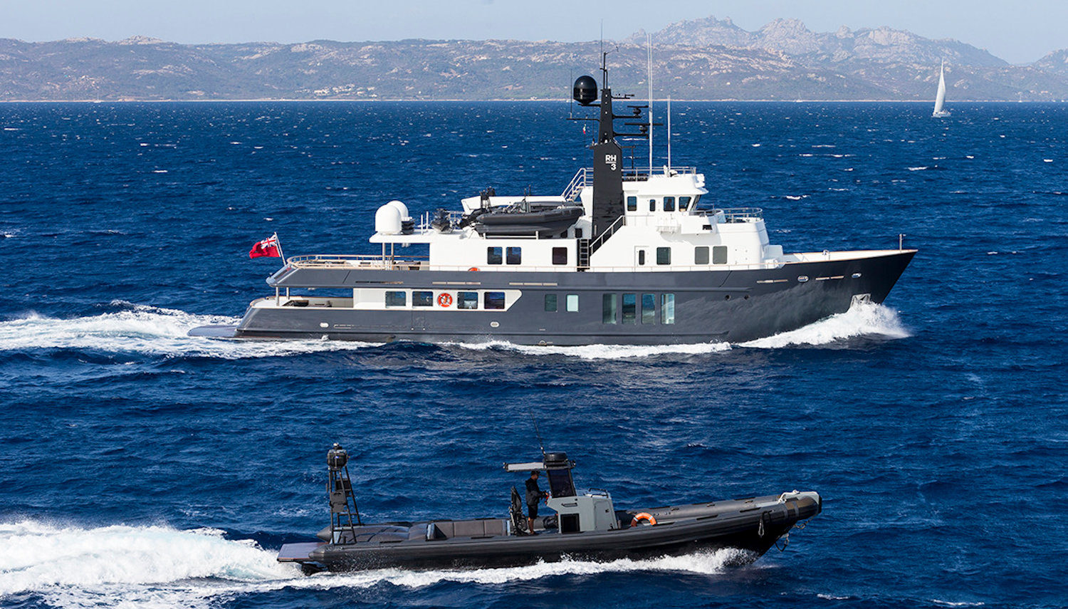 Vripack - Refit RH3 - Cruising at sea - RH3 at sea