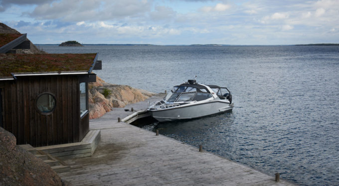 Vripack - A30 - Commuter boat - Collaboration Anytec