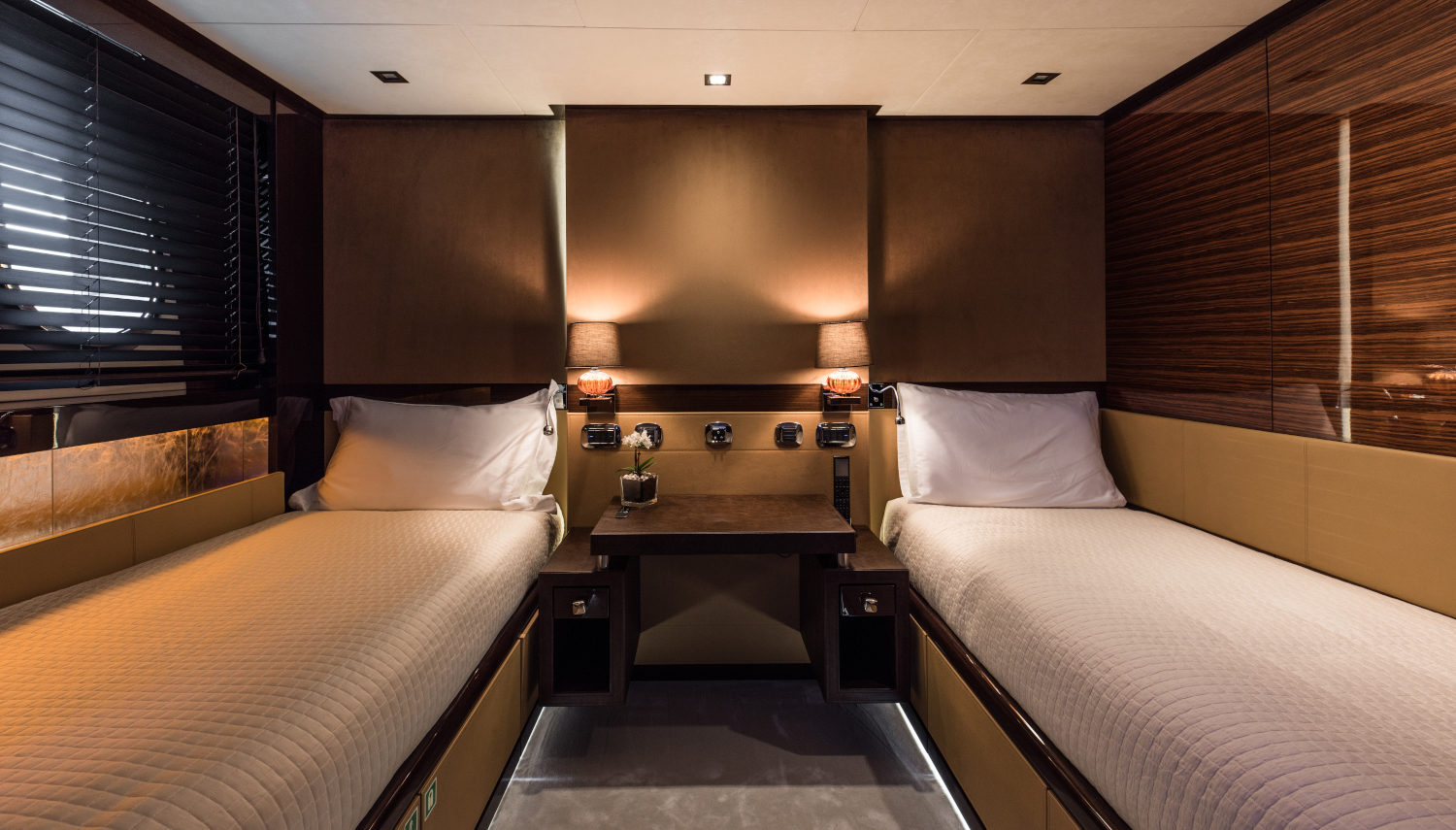 Vripack - Amadeus-I - Interior of one of the five staterooms for guests - Enjoying life at sea - Yacht for charter