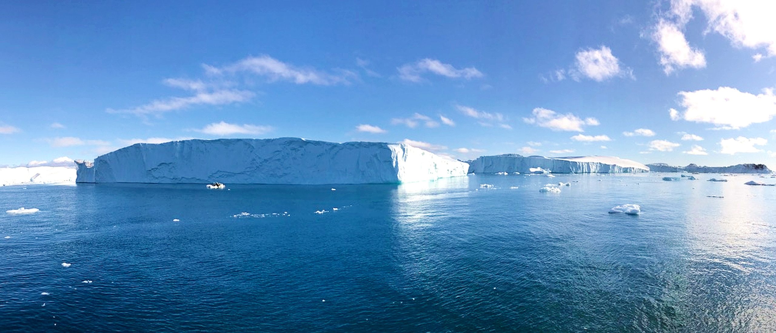 Vripack - Pioneer Journey - North America - Northwest Passage - Greenland - impressive nature - Icebergs