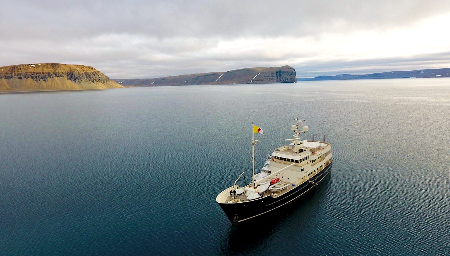 Vripack - Explorer Yacht Pioneer- At sea - Eagleview Journey Alaska