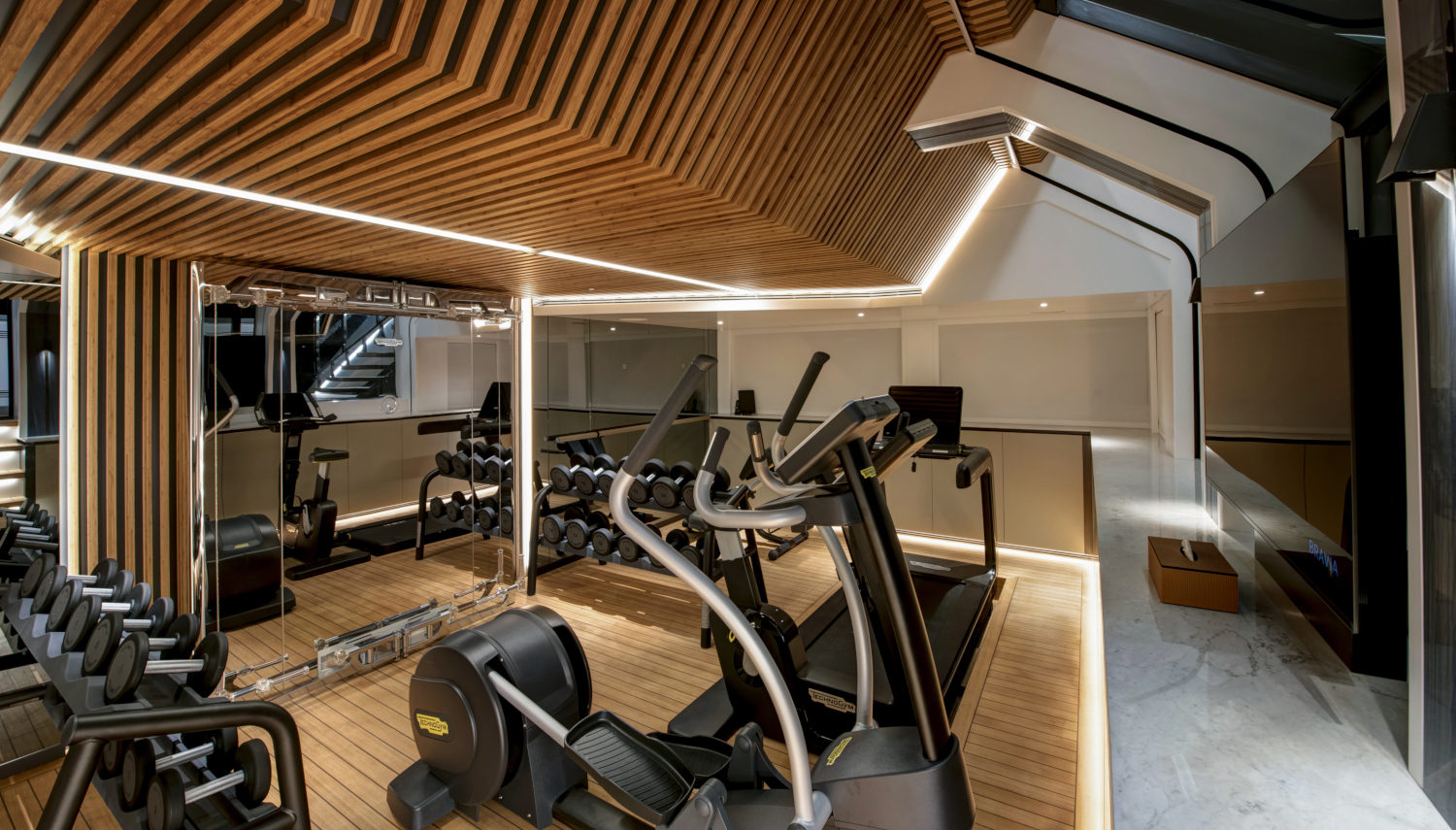 Al Waab – 55m superyacht – Interior Design – Gym – Vripack Design – Award winning